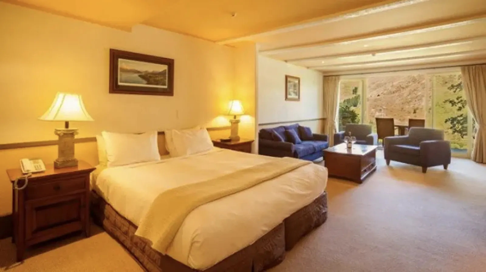 Coronet ridge resort room