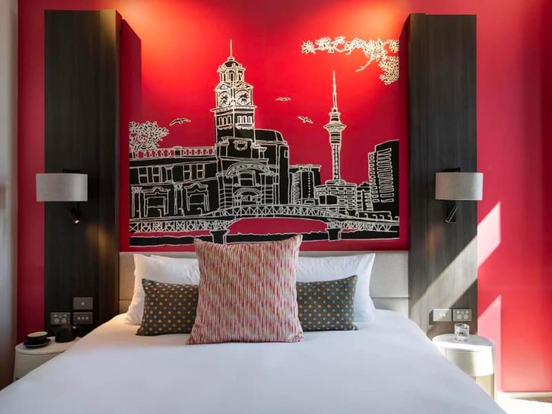 Mercure queen street 18