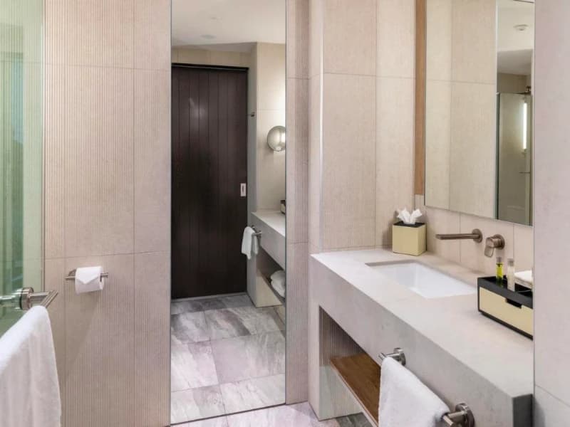 Doubletree karaka 01
