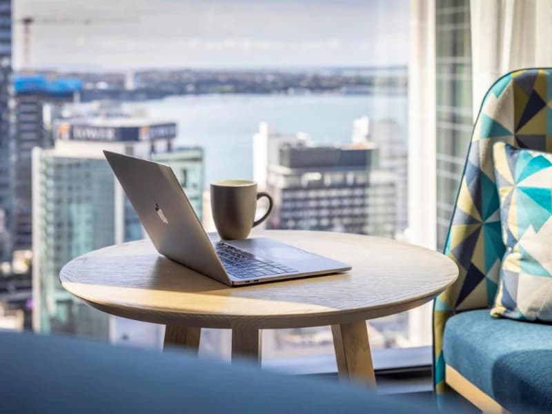 Holiday inn express auckland 01