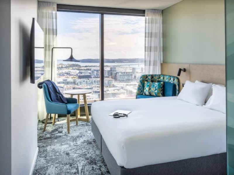 Holiday inn express auckland 06