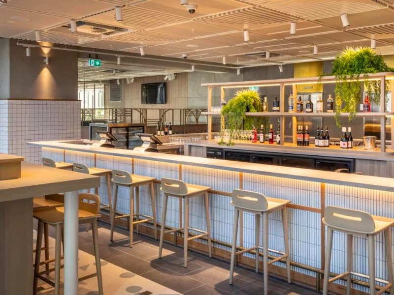 Holiday inn express auckland 20