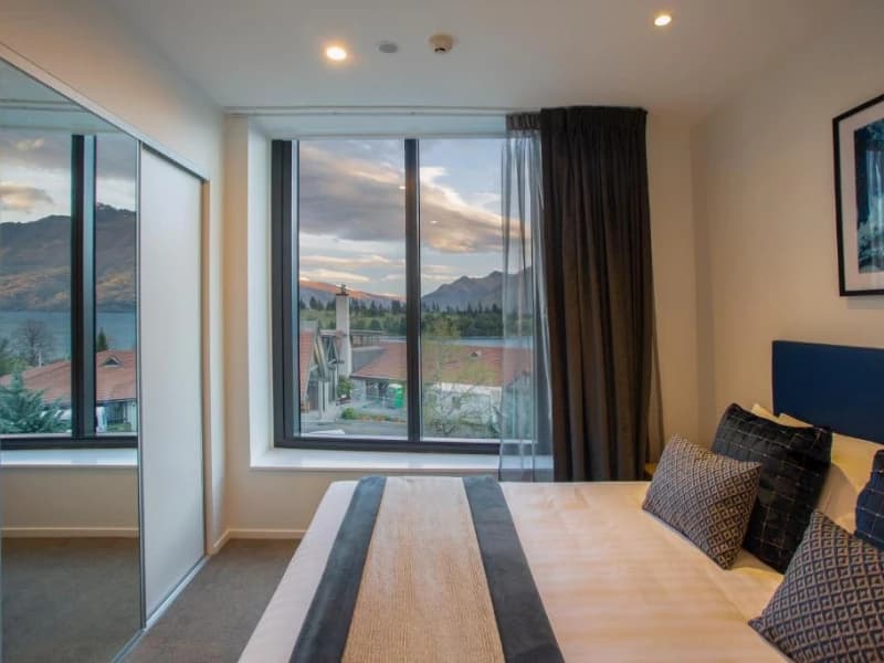 Ramada queenstown central 05