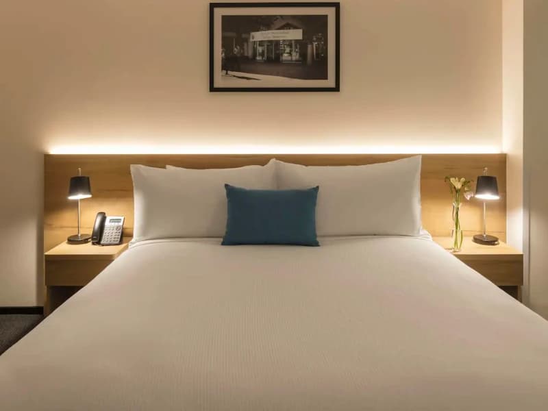 Oaks wellington hotel 15