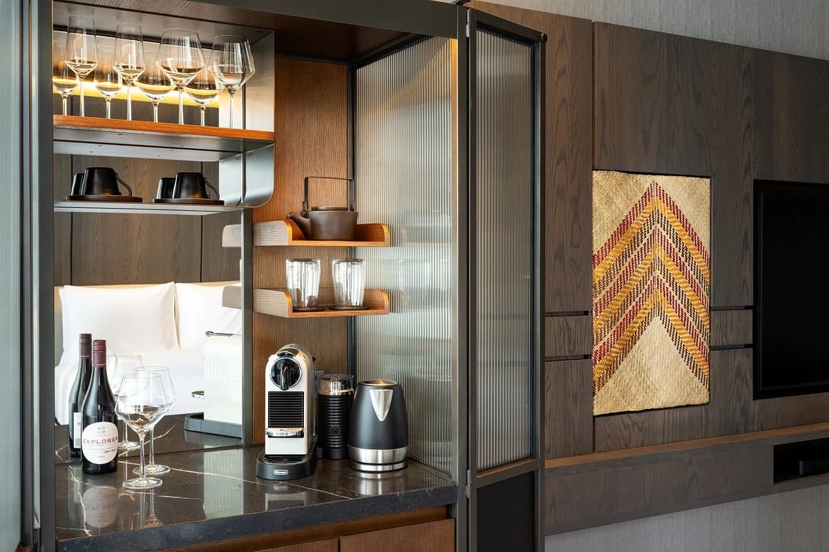 Room feature